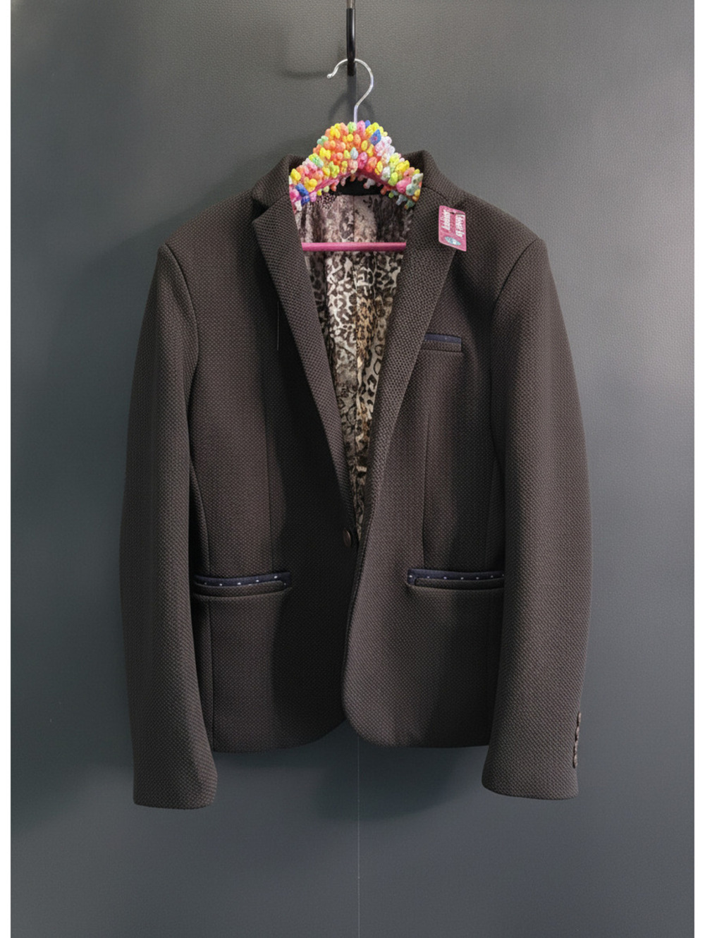 Perruzo Textured Black Blazer with Leopard Print Lint
